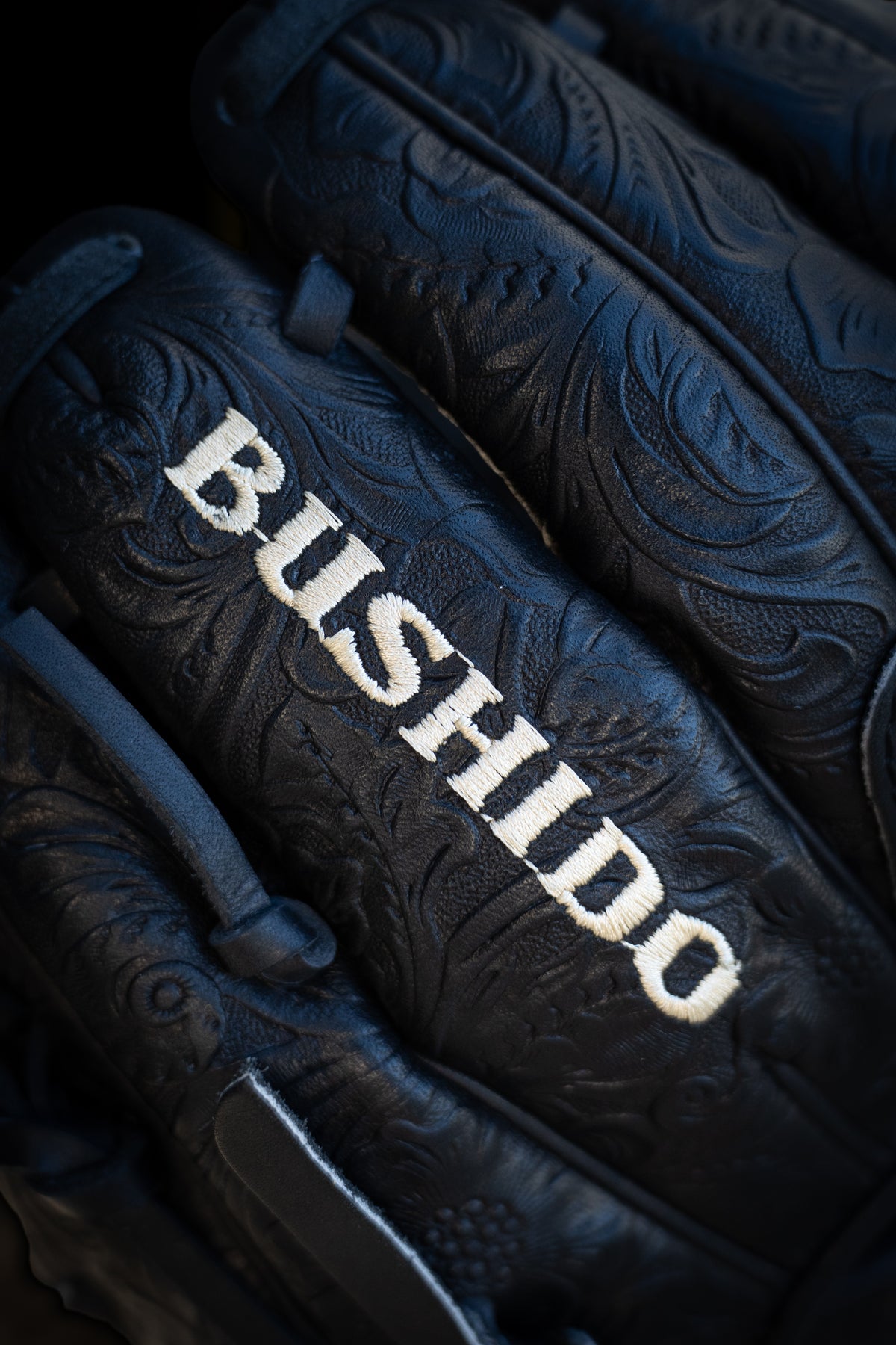 Bushido Pro Kip Stock Trainer Glove - Black Floral/Blonde